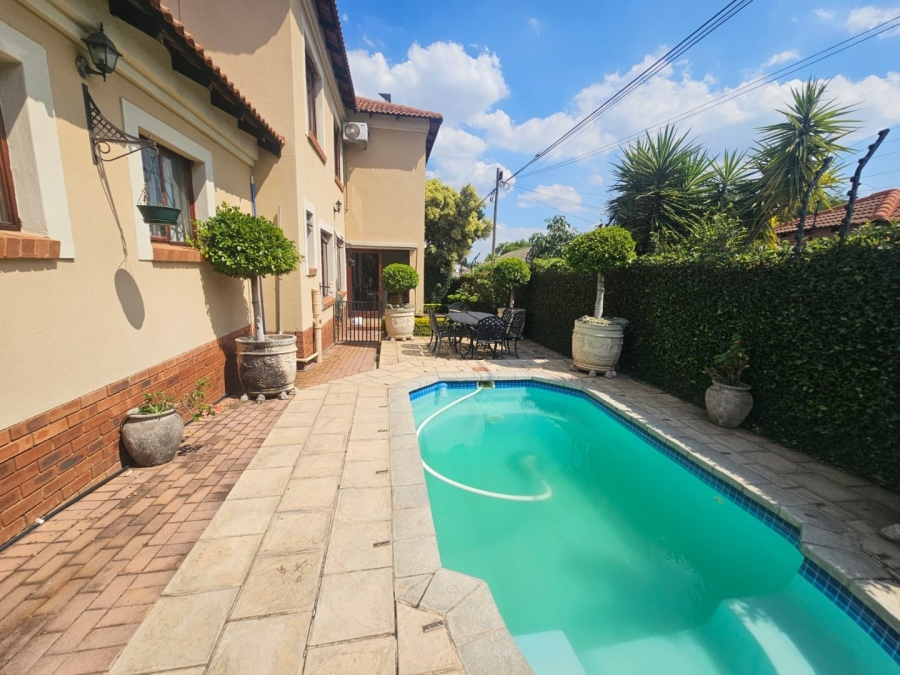 3 Bedroom Property for Sale in Olympus AH Gauteng