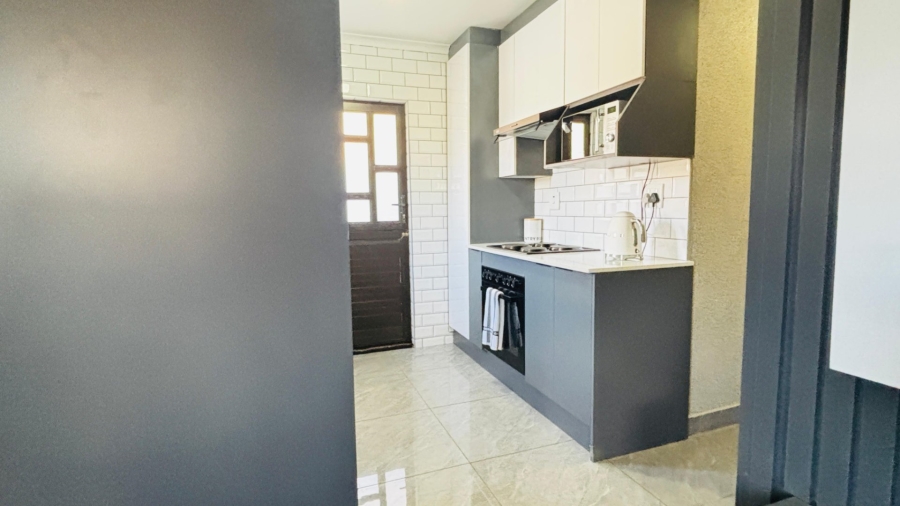  Bedroom Property for Sale in Palm Ridge Gauteng