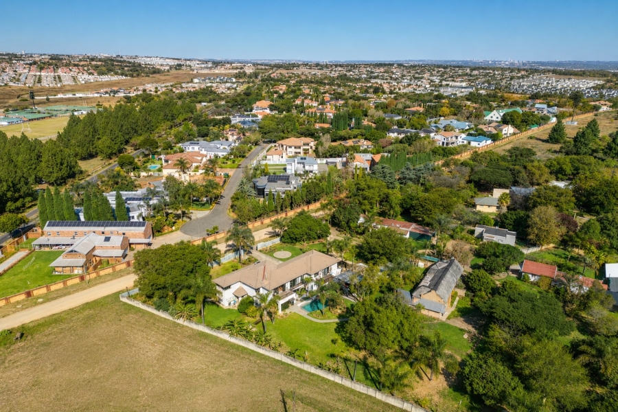 4 Bedroom Property for Sale in Blue Hills AH Gauteng