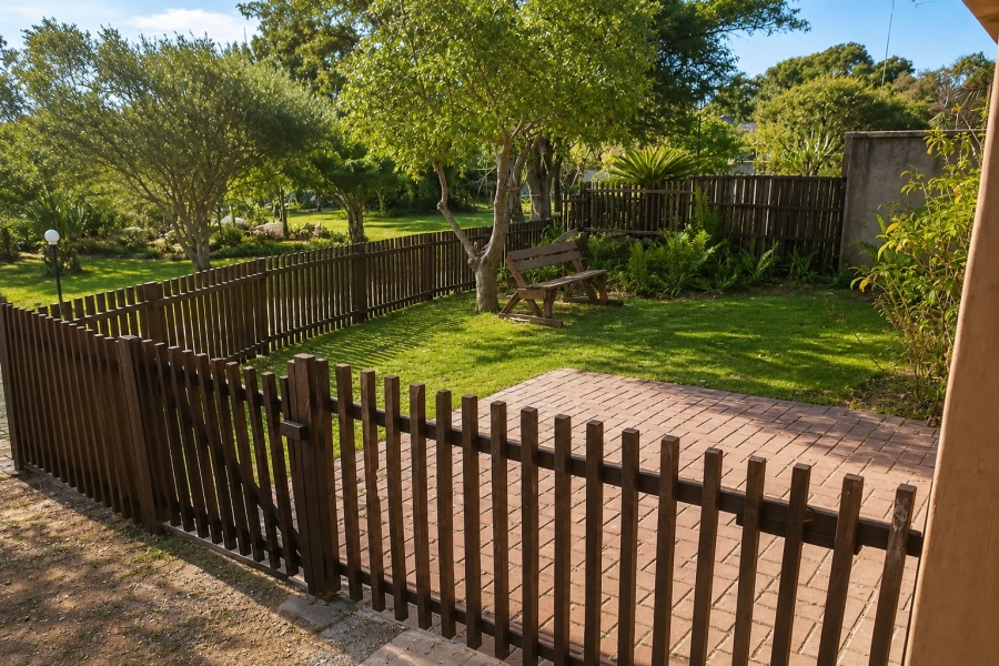 4 Bedroom Property for Sale in Blue Hills AH Gauteng