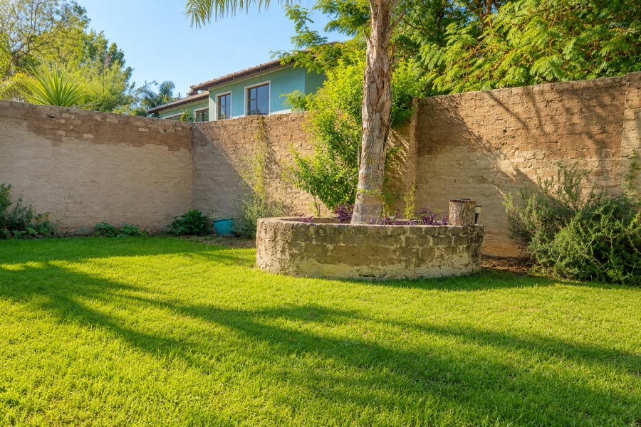 4 Bedroom Property for Sale in Blue Hills AH Gauteng