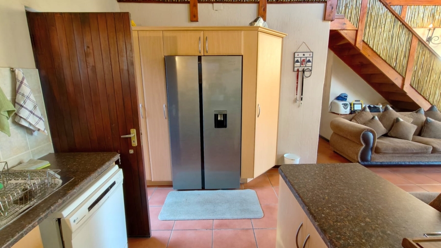 5 Bedroom Property for Sale in Vaal Marina Gauteng