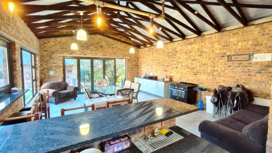 5 Bedroom Property for Sale in Vaal Marina Gauteng