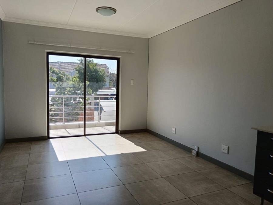 To Let 1 Bedroom Property for Rent in Blue Hills Gauteng
