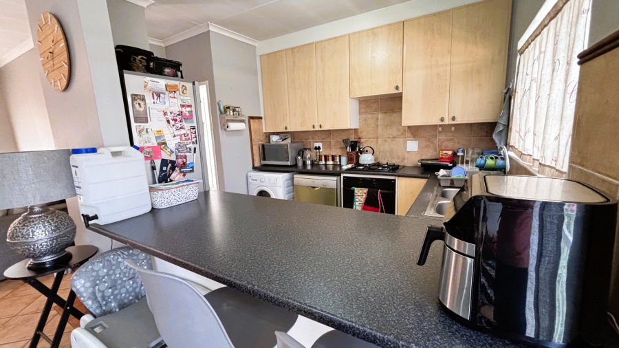  Bedroom Property for Sale in Highveld Gauteng