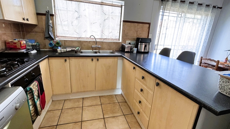  Bedroom Property for Sale in Highveld Gauteng
