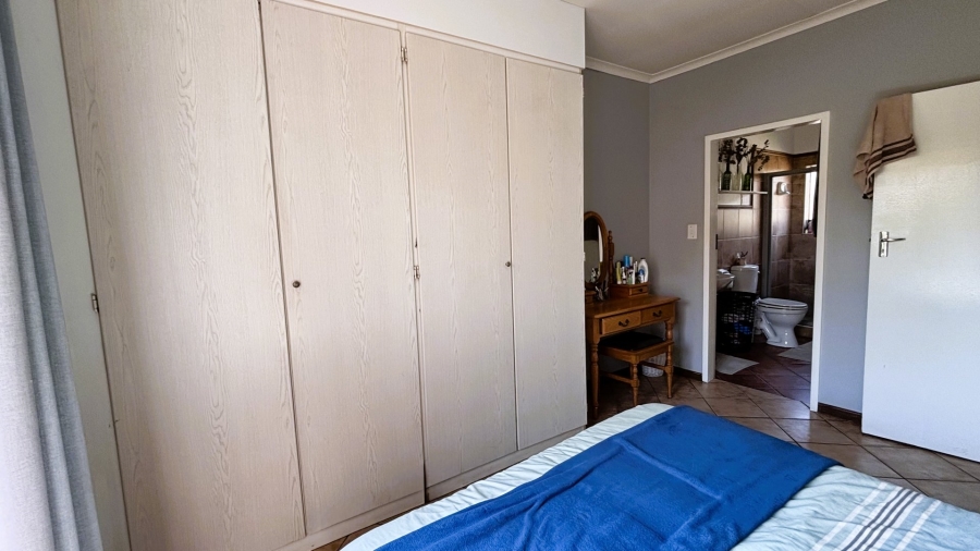  Bedroom Property for Sale in Highveld Gauteng