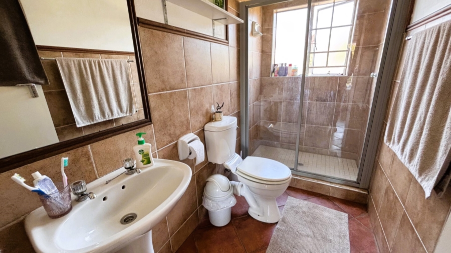  Bedroom Property for Sale in Highveld Gauteng