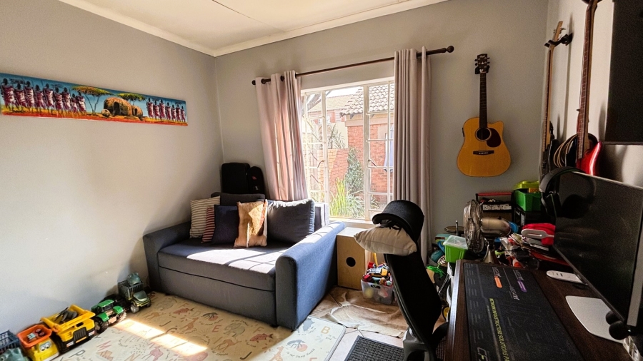 Bedroom Property for Sale in Highveld Gauteng
