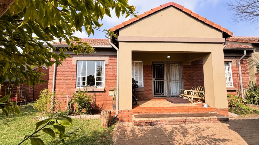  Bedroom Property for Sale in Highveld Gauteng