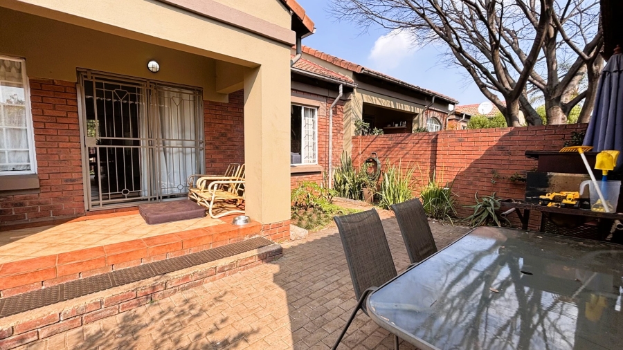  Bedroom Property for Sale in Highveld Gauteng