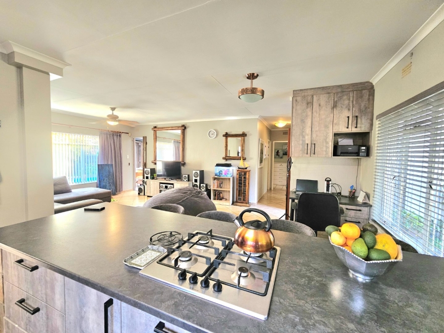 3 Bedroom Property for Sale in Bloubosrand Gauteng