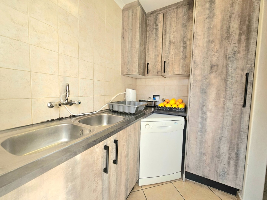 3 Bedroom Property for Sale in Bloubosrand Gauteng