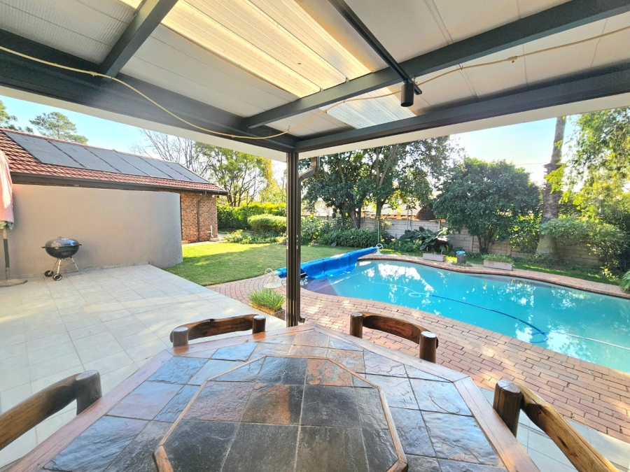 3 Bedroom Property for Sale in Bloubosrand Gauteng