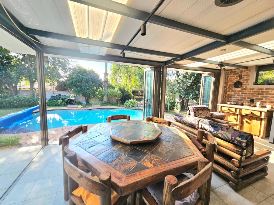 3 Bedroom Property for Sale in Bloubosrand Gauteng