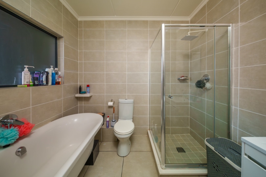 3 Bedroom Property for Sale in Modderfontein Gauteng