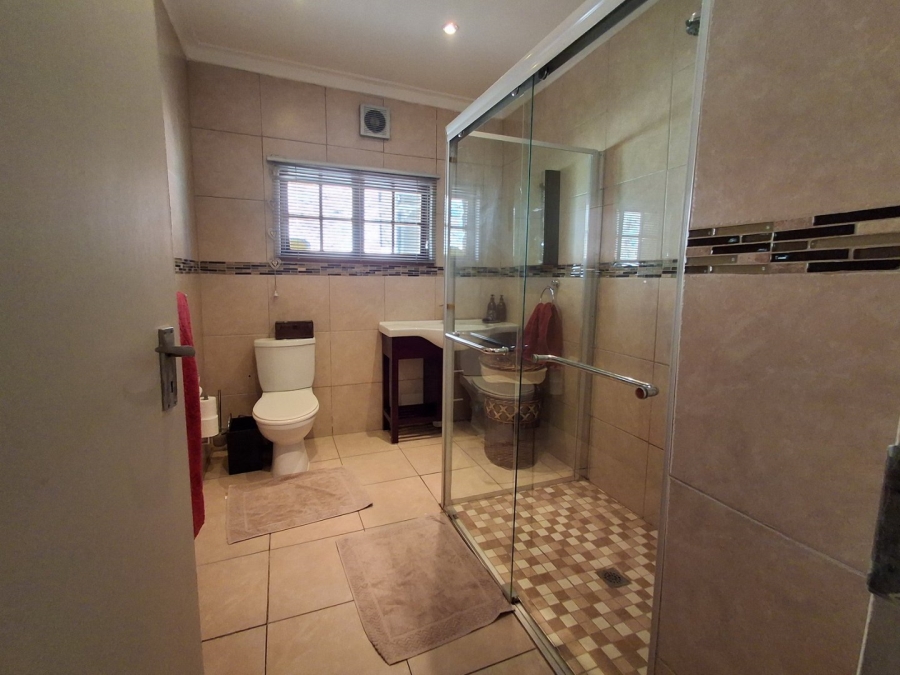 Commercial Property for Sale in Roodekrans Gauteng
