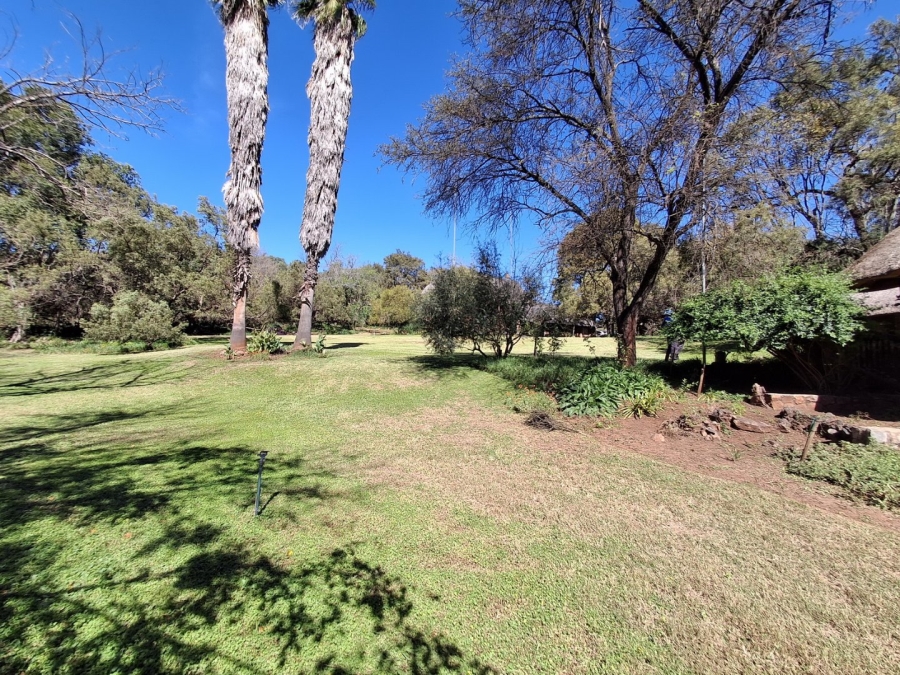 Commercial Property for Sale in Roodekrans Gauteng