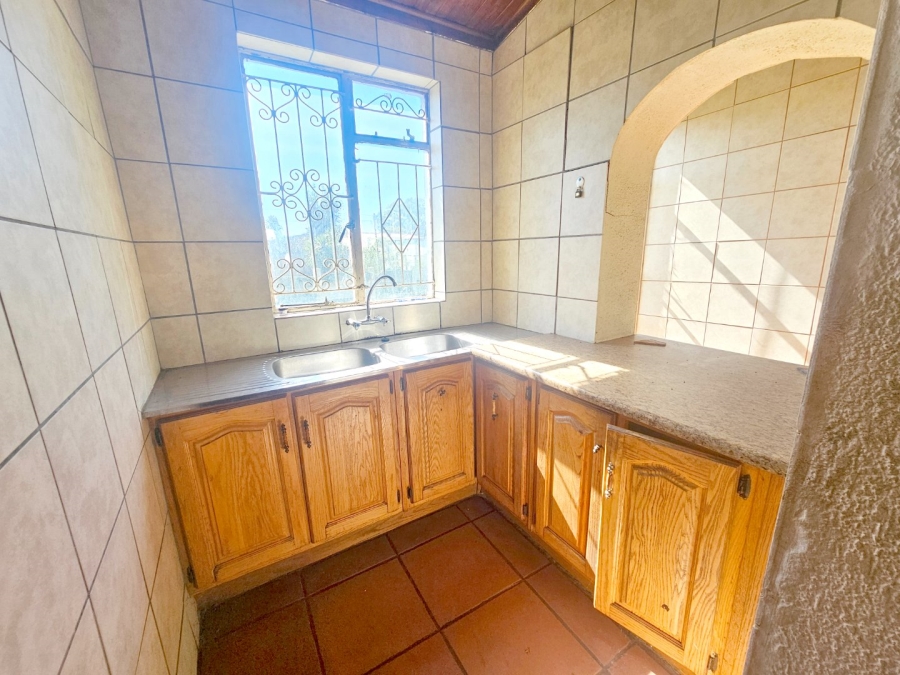 3 Bedroom Property for Sale in Strubenvale Gauteng