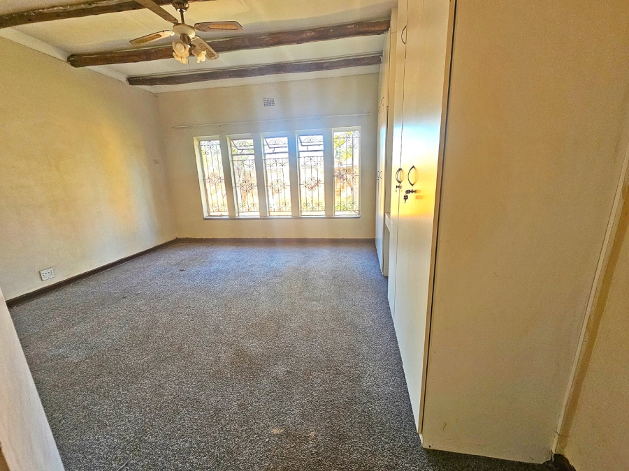 3 Bedroom Property for Sale in Strubenvale Gauteng