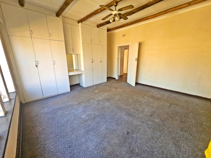 3 Bedroom Property for Sale in Strubenvale Gauteng