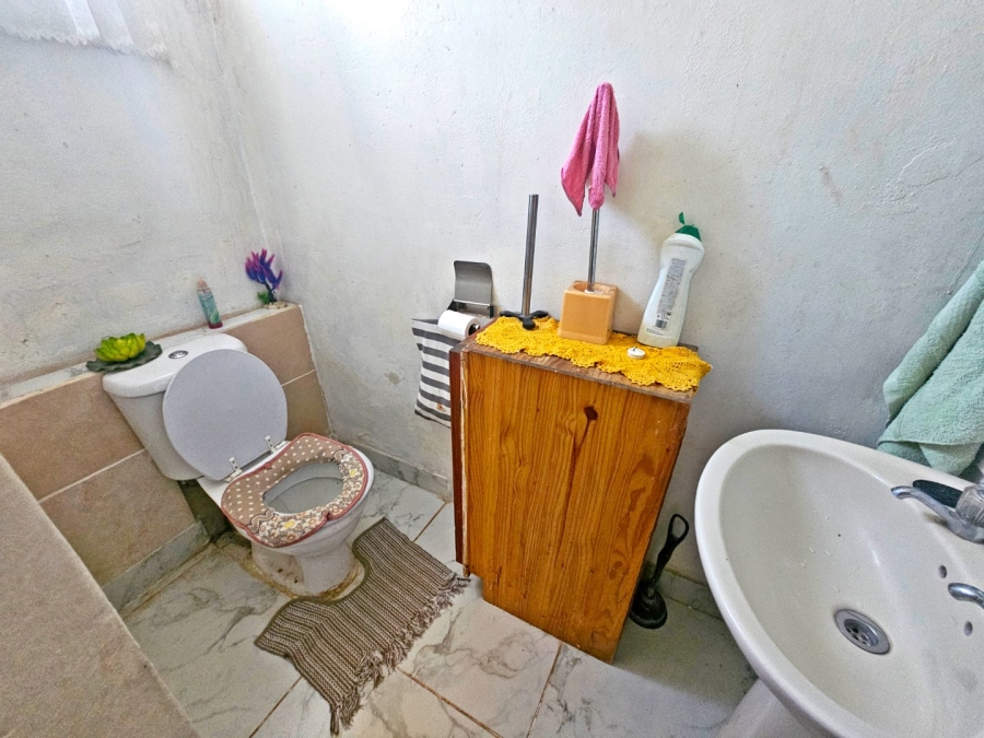3 Bedroom Property for Sale in Strubenvale Gauteng