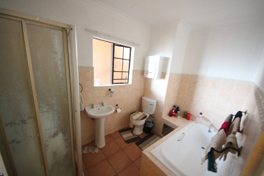 To Let 2 Bedroom Property for Rent in Carlswald Gauteng