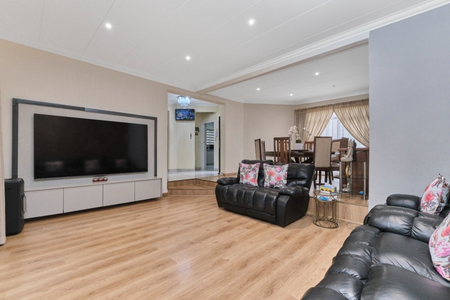 4 Bedroom Property for Sale in Malanshof Gauteng