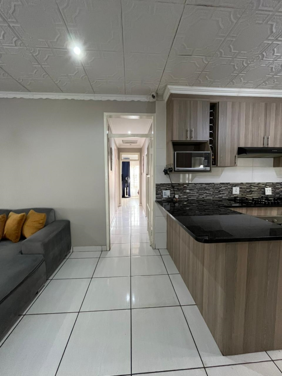3 Bedroom Property for Sale in Jan Niemand Park Gauteng