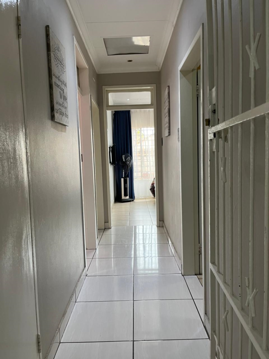 3 Bedroom Property for Sale in Jan Niemand Park Gauteng