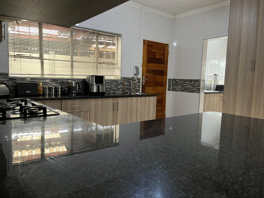 3 Bedroom Property for Sale in Jan Niemand Park Gauteng