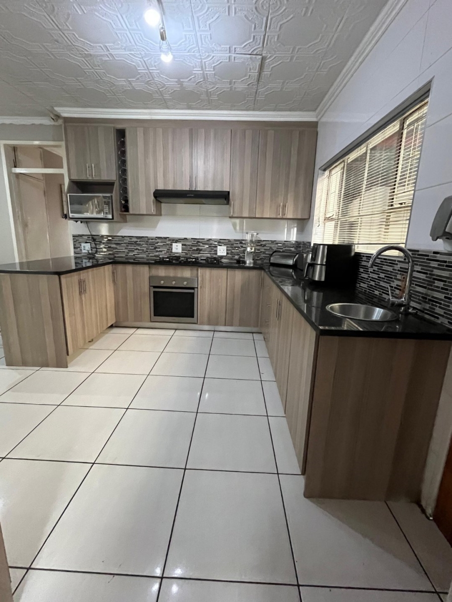 3 Bedroom Property for Sale in Jan Niemand Park Gauteng