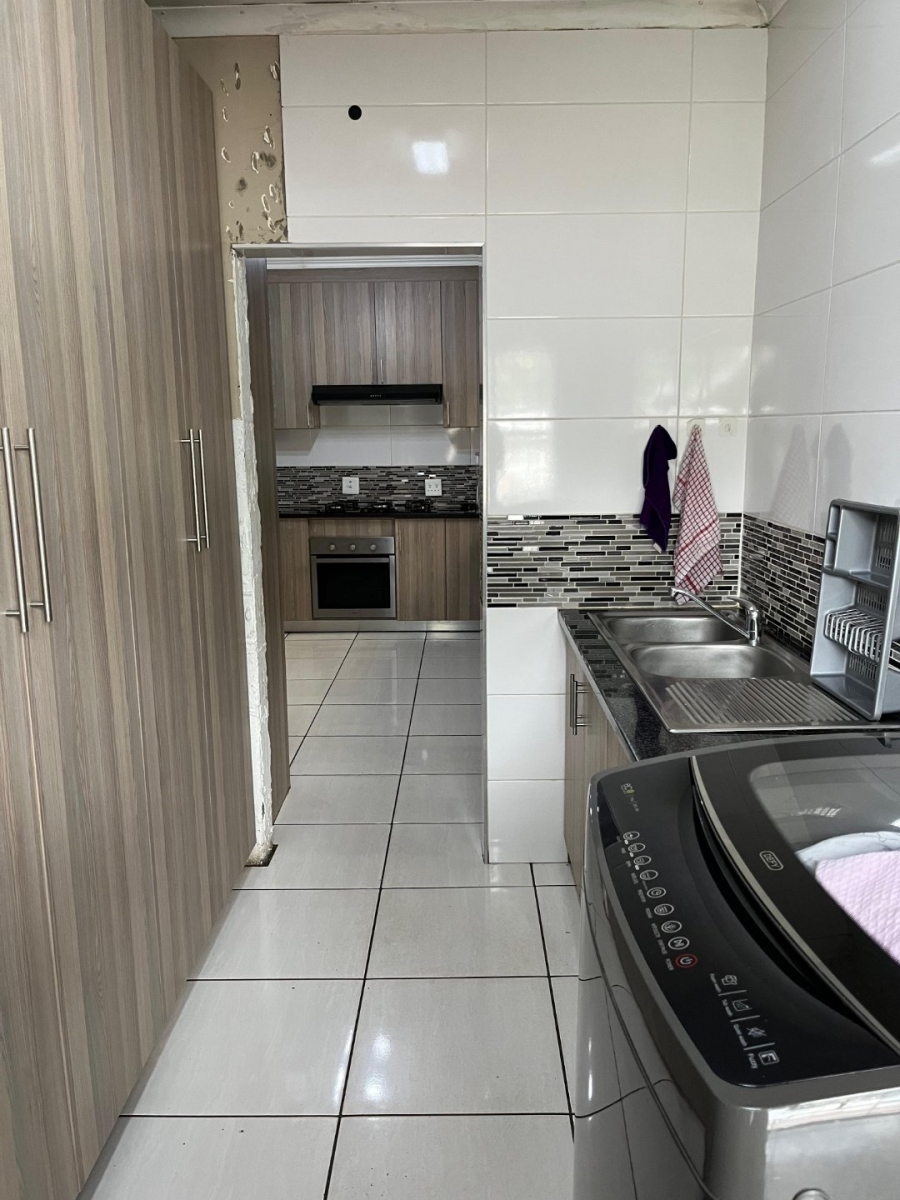 3 Bedroom Property for Sale in Jan Niemand Park Gauteng