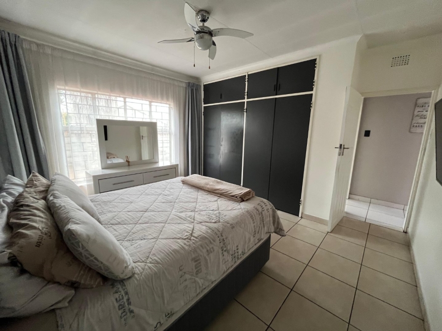 3 Bedroom Property for Sale in Jan Niemand Park Gauteng