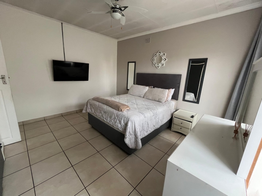 3 Bedroom Property for Sale in Jan Niemand Park Gauteng