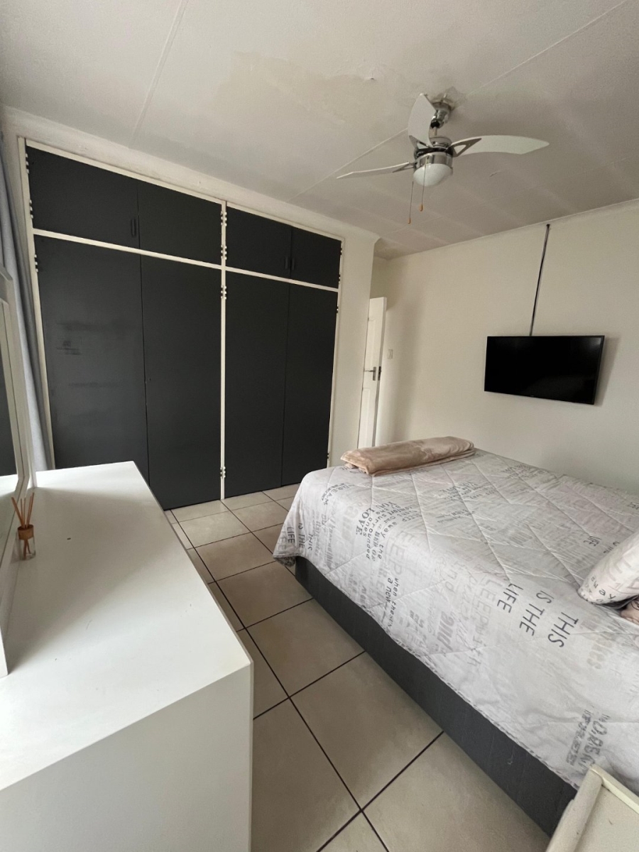 3 Bedroom Property for Sale in Jan Niemand Park Gauteng