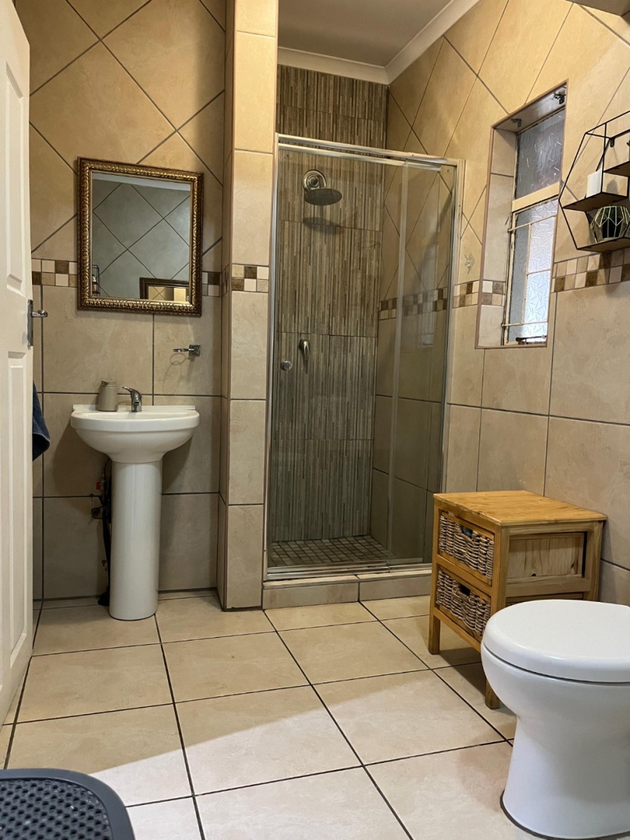 3 Bedroom Property for Sale in Jan Niemand Park Gauteng