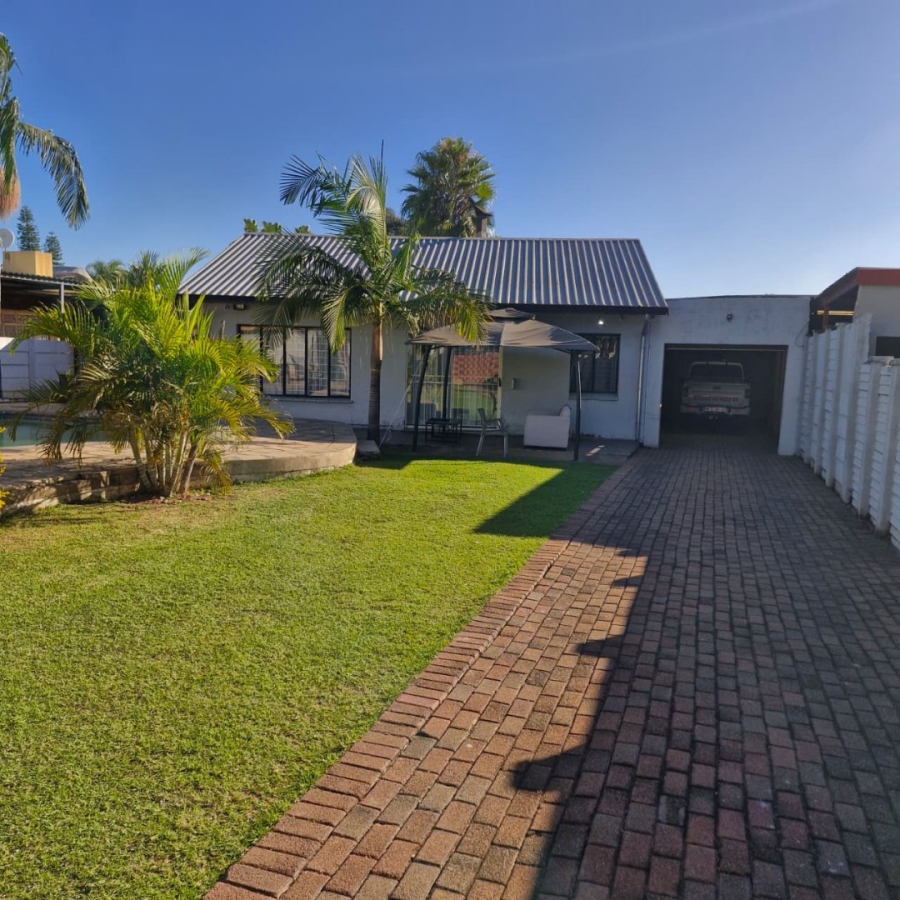 3 Bedroom Property for Sale in Jan Niemand Park Gauteng