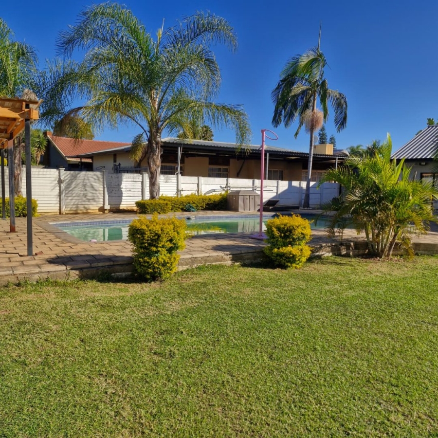 3 Bedroom Property for Sale in Jan Niemand Park Gauteng