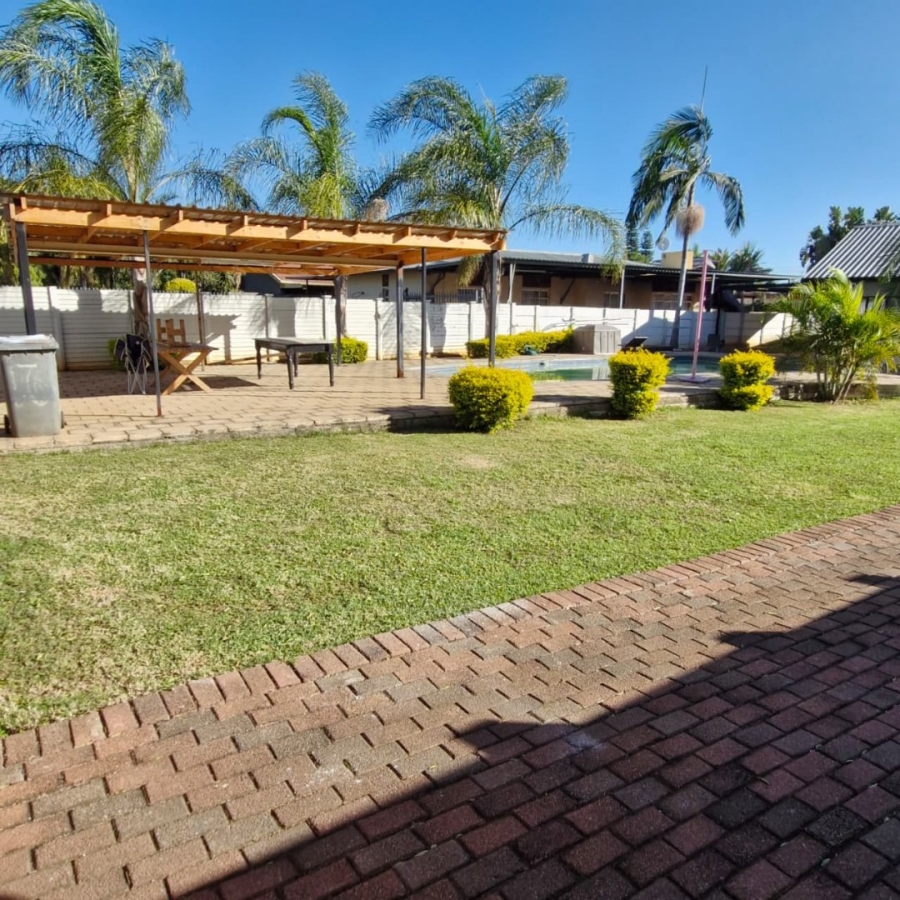 3 Bedroom Property for Sale in Jan Niemand Park Gauteng