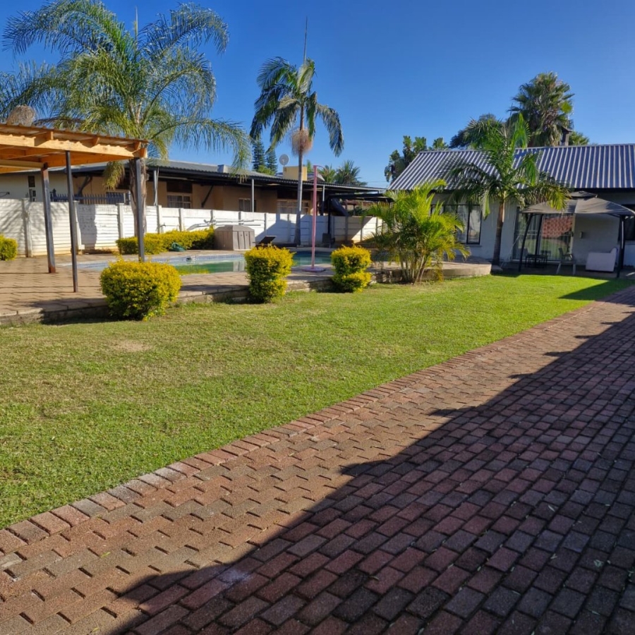 3 Bedroom Property for Sale in Jan Niemand Park Gauteng