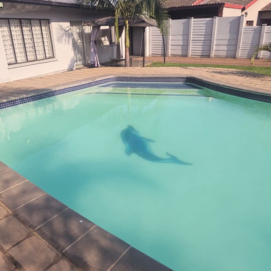 3 Bedroom Property for Sale in Jan Niemand Park Gauteng