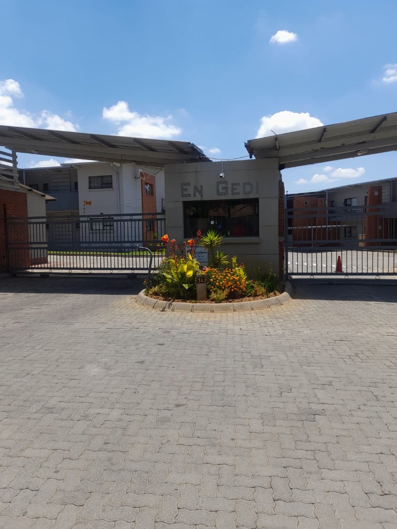2 Bedroom Property for Sale in Rynfield Gauteng