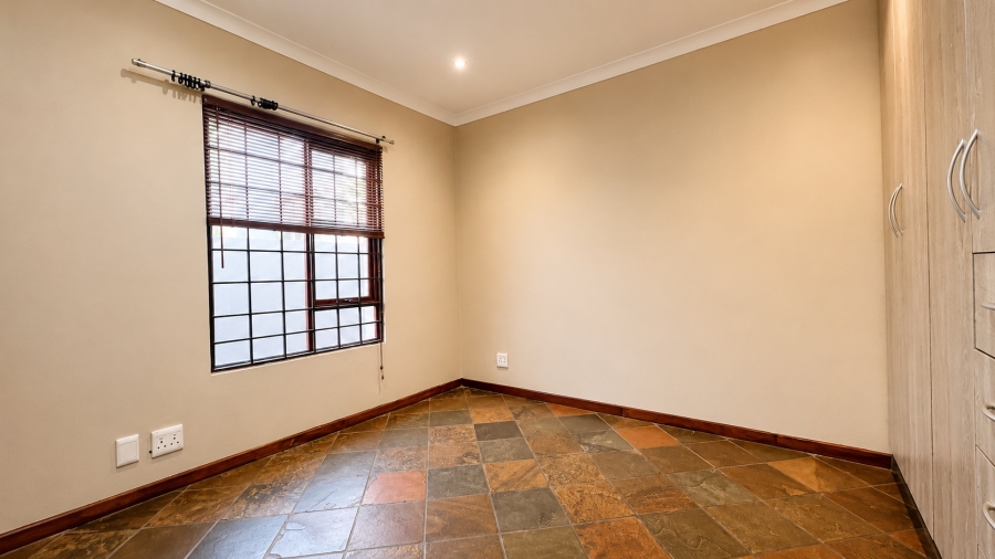 3 Bedroom Property for Sale in Emfuleni Golf Estate Gauteng