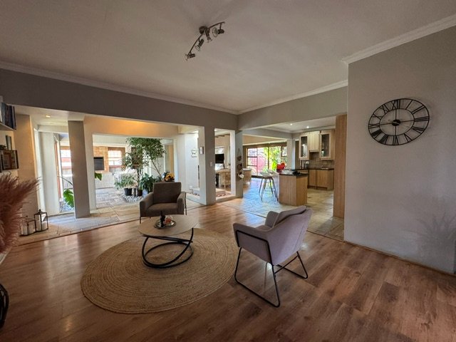 3 Bedroom Property for Sale in Glen Marais Gauteng