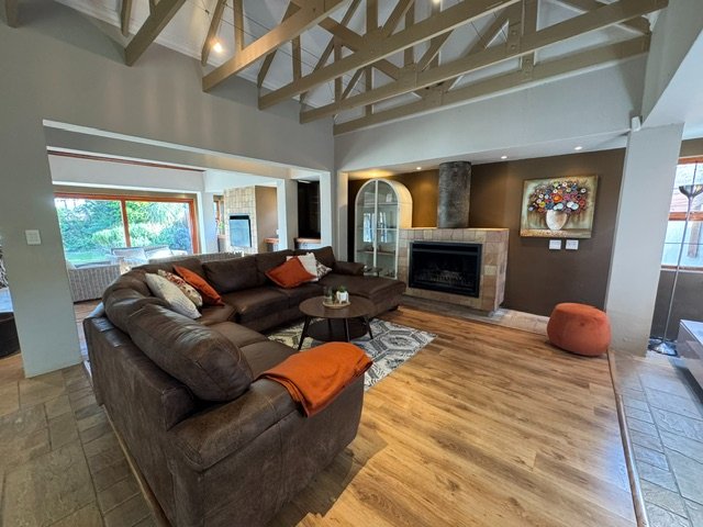3 Bedroom Property for Sale in Glen Marais Gauteng