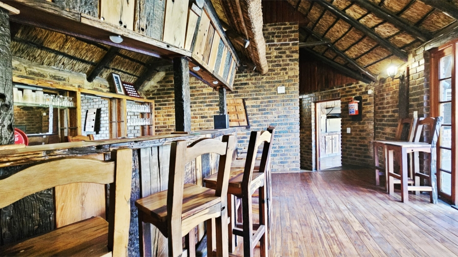 5 Bedroom Property for Sale in Three Rivers Gauteng