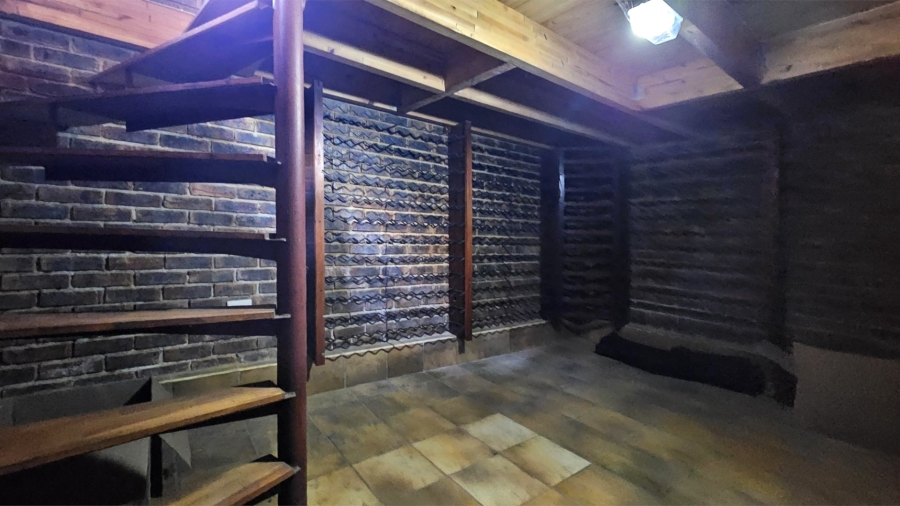 5 Bedroom Property for Sale in Three Rivers Gauteng
