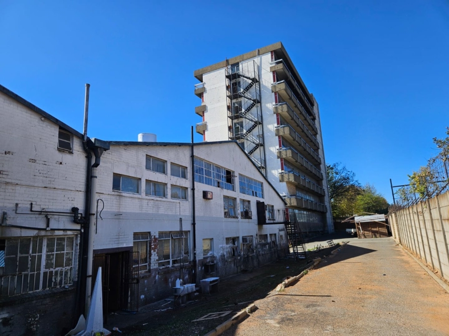 Commercial Property for Sale in Croesus Gauteng