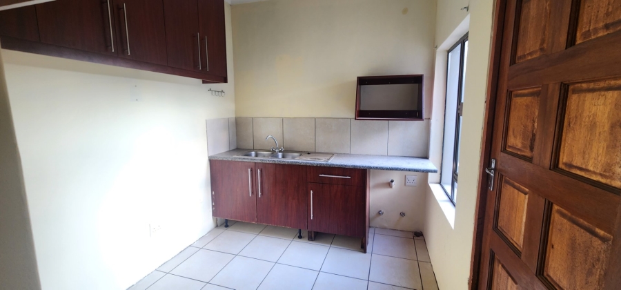 To Let 4 Bedroom Property for Rent in Stone Ridge Gauteng